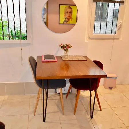 Artistic Lägenhet Antibes