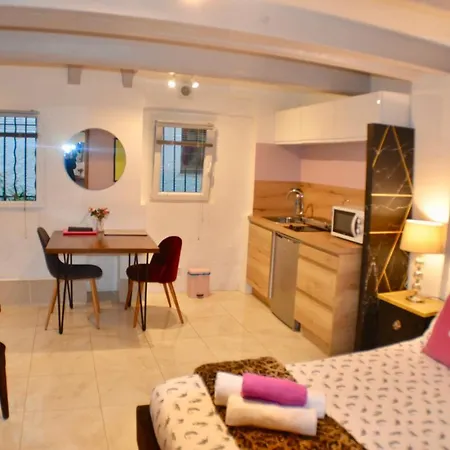 Artistic Apartmán *
